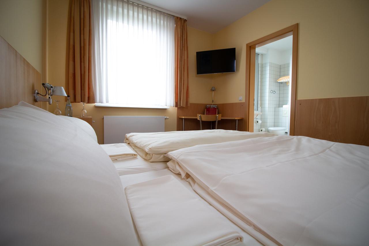 مانهايم Hotel Goldene Gans المظهر الخارجي الصورة