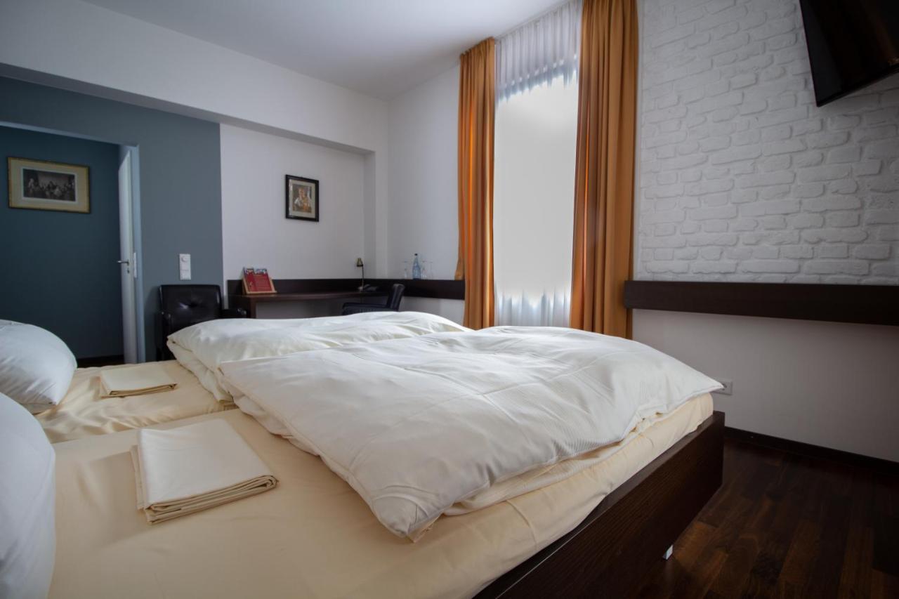 مانهايم Hotel Goldene Gans المظهر الخارجي الصورة