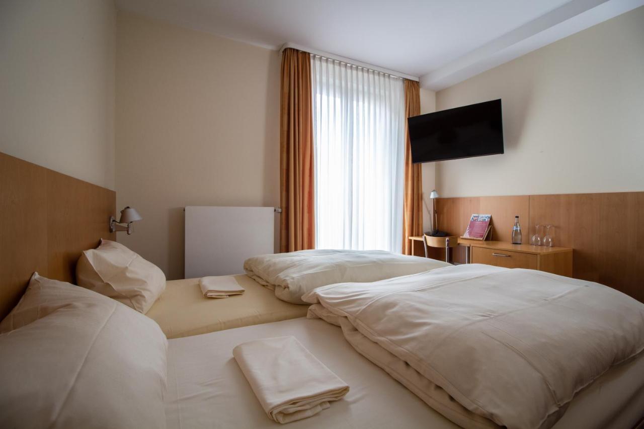 مانهايم Hotel Goldene Gans المظهر الخارجي الصورة